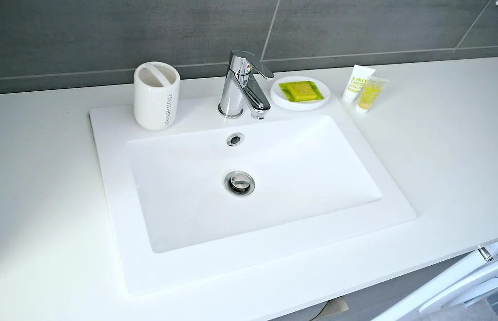 Little Suite - Colas Lille